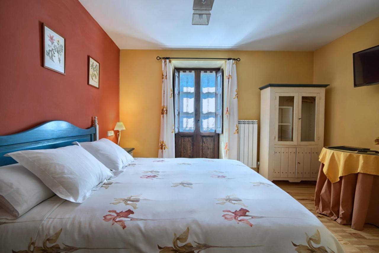 Hotel Rural El Almadiero Burgui Εξωτερικό φωτογραφία
