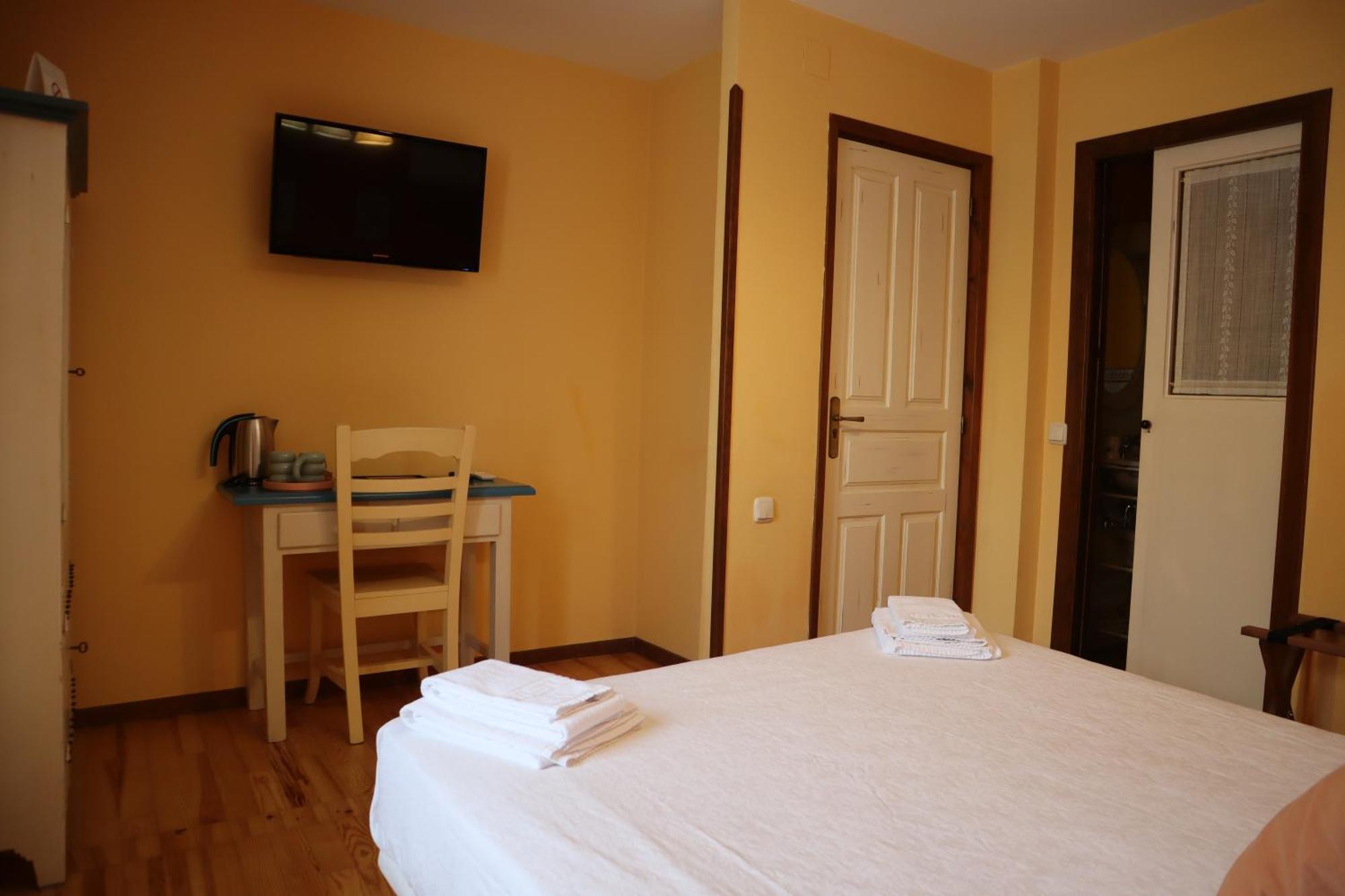 Hotel Rural El Almadiero Burgui Εξωτερικό φωτογραφία